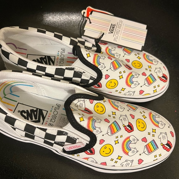 VANS X FLOUR SHOP CLASSIC SLIP-ON Sz 1.5 - Picture 5 of 9